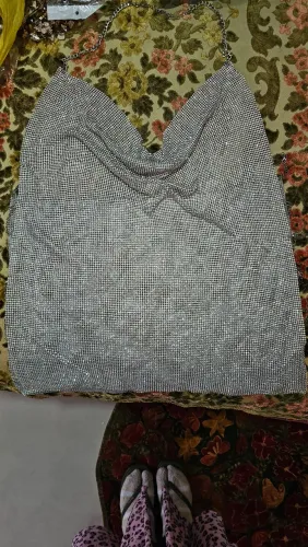 Vestido de malha de strass