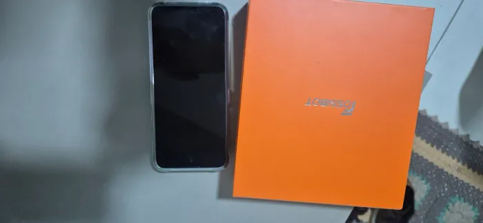 Celular fossibot f112 pro.