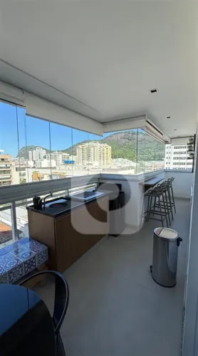 TRES QUARTOS EM BOTAFOGO - PISCINA - TOTAL INFRA - DUAS VAGAS