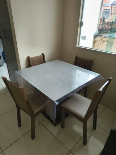 Conjunto mesa 4 lugares tampo de vidro