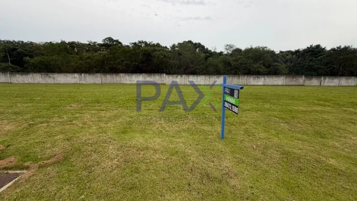 Lote de 307,93m² à venda no Condomínio Reserva da Pedra