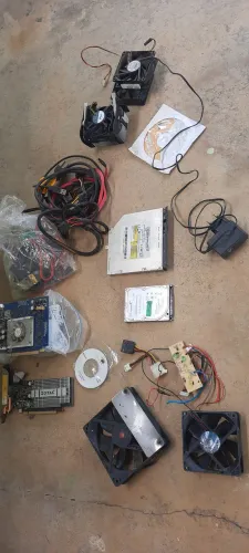 Peças computadores e notebook 