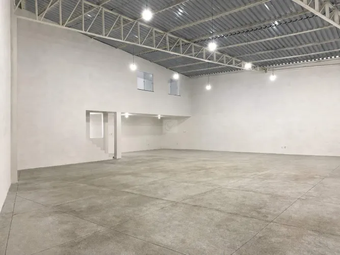 GALPÃO NOVO PARA ALUGUEL VISIBILIDADE, ESPAÇO E ESTRUTURA PARA O SEU NEGÓCIO!