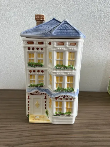 Weiss - Avon Canister Townhouse 3 andares