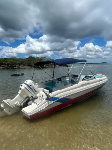 Lancha 19 pes runner 5500 motor 90Hp