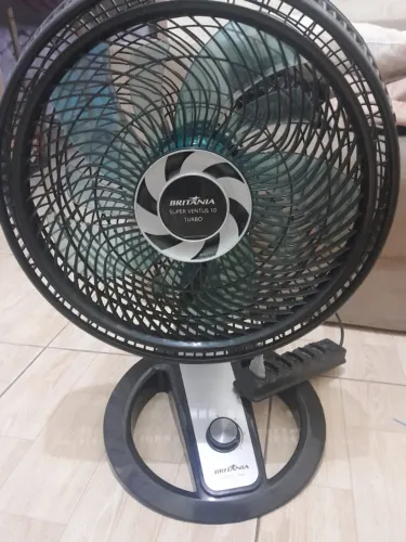 Ventilador Britania 10 pás, 50 cm