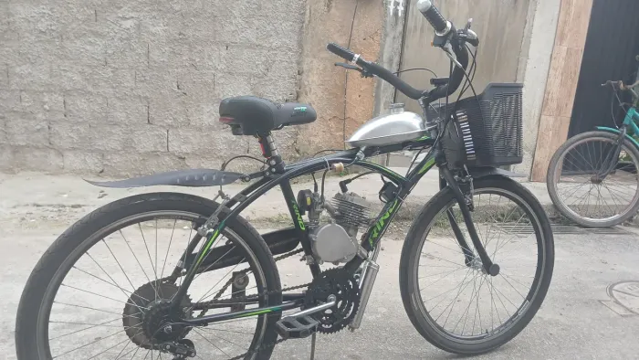 Vendo ou troco uma bicicleta motorizada por algo do meu agrado