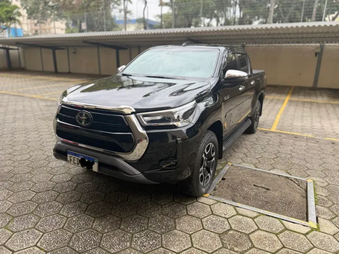 Toyota Hilux CD SRX 4X4 2.8 TDI 16V Diesel Aut. 2021