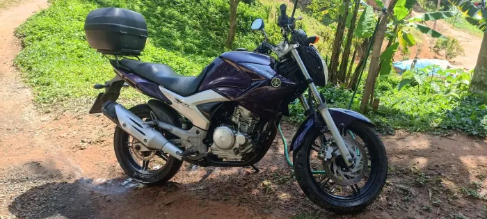 Yamaha YS 250 fazer 2012