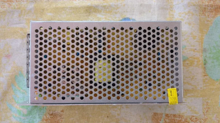 Fonte chaveada 12v 15A 180W