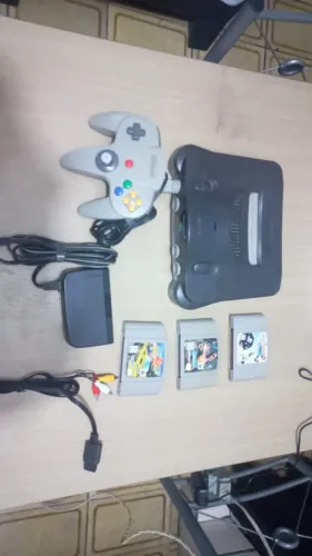 Nintendo 64 completo mais 3 fitas aceitamos Olx Pay 