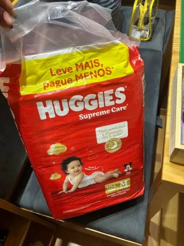 Fraldas Huggies - 3 pacotes (Tamanho M)