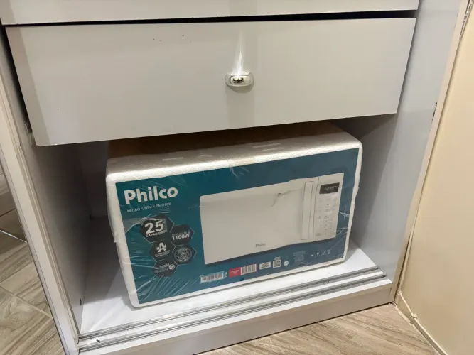 Micro-ondas Philco 25L 220V