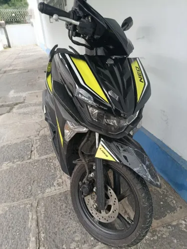 Moto Yamaha Neo 125