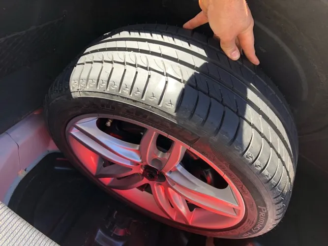 Roda estepe Mercedes c180 2012 original 