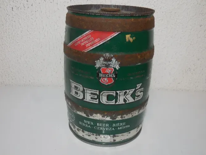 lata antiga cerveja becks