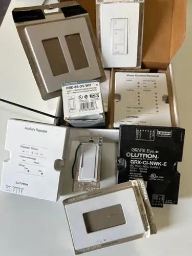 Lutron diversos equipamentos