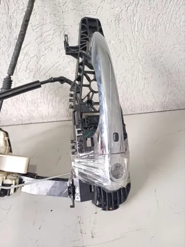 Fechadura Com Puxador Porta Dianteira Esquerda Fiat Toro 2024