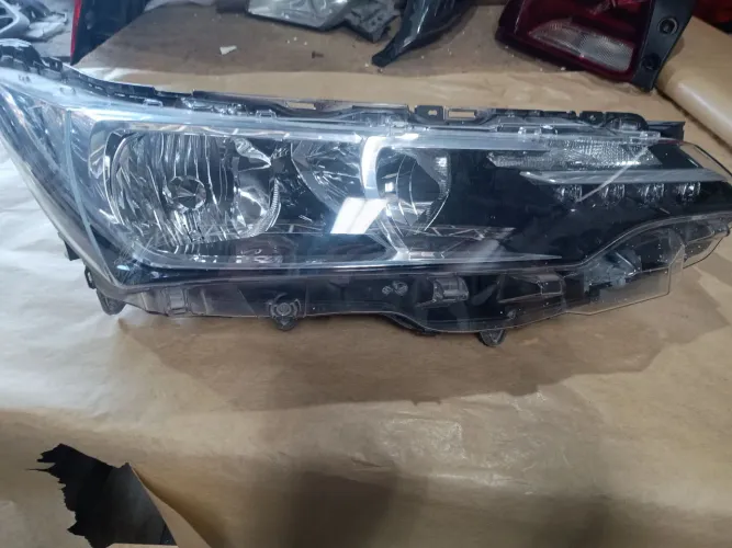 Farol Corolla 2014 2015 2016 2017 