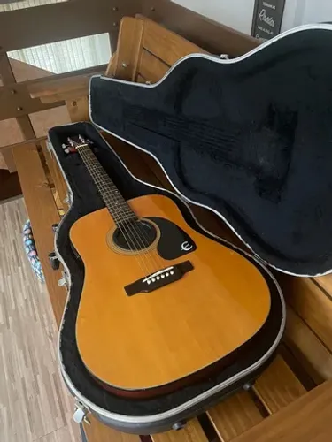 Epiphone PR-200 DNA Dreadnought acústico.