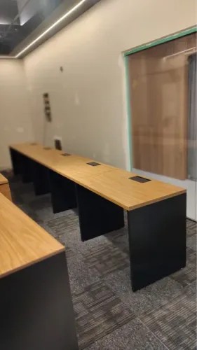 ESTAÇÃO DE TRABALHO MODELO PAREDE