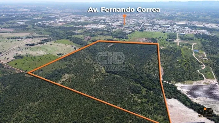 Terreno com aproximadamente 90 Hectares quadrados