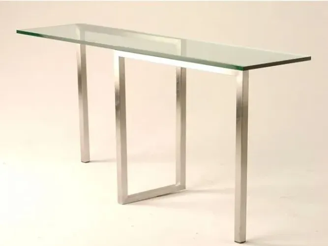 Fabricamos lindas mesas em aço inox
