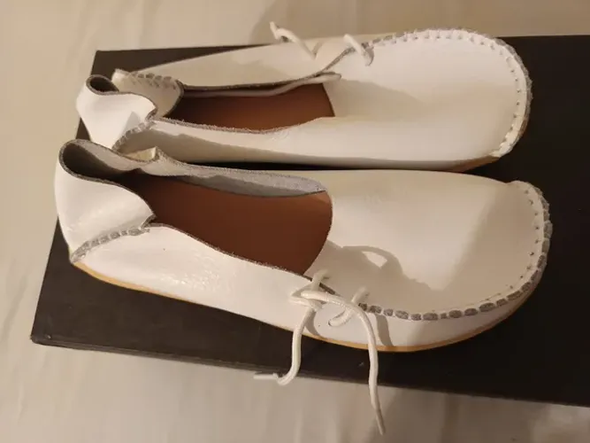 Sapatos Femininos De Couro Liso Tamanho Grande Casual Respir<br>/ R$60,00