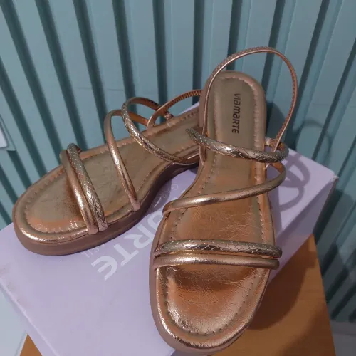 Sandália papete Viamarte tamanho 39