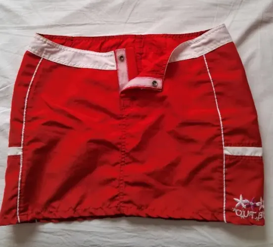 Saia Tactel Vermelha para o Verão