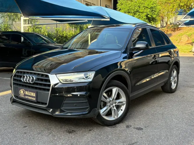 Q3Versão: 1.4 TFSI AMBIENTE S TRONIC