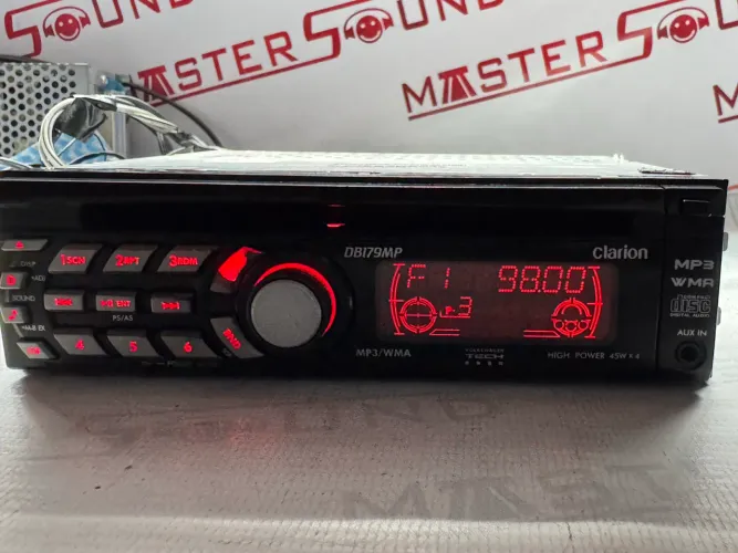 Cd rádio e com Bluetooth clarion lindo aparelho e na promoção so 199,00