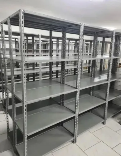 ESTANTES DE AÇO 0,60X0,92X200 USADAS 