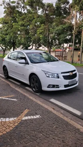 Cruze lt hatch automático 