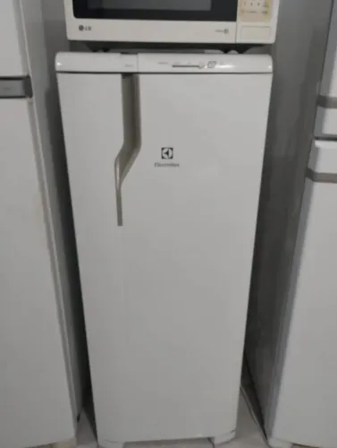 Geladeira eletrolux 