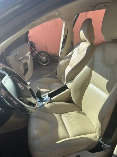 Volvo XC 60 3.0 AWD 5P 2011