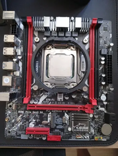 Placa-Mãe X79-F1 V2.0 + Processador Xeon E5 2689 (Usado)