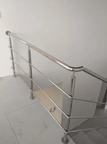 Corrimão em aço inox para área externa