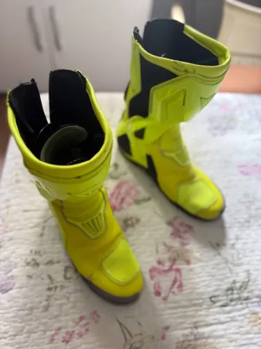 Bota Dainese Torque 3 Out - Amarelo Fluor Speed racing n°44