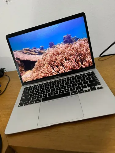 MacBook Air m1 256ssd 8GB ram bateria 99% impecável com caixa e carregador.