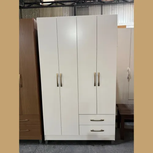 Guarda roupa 4 portas - entrego hoje