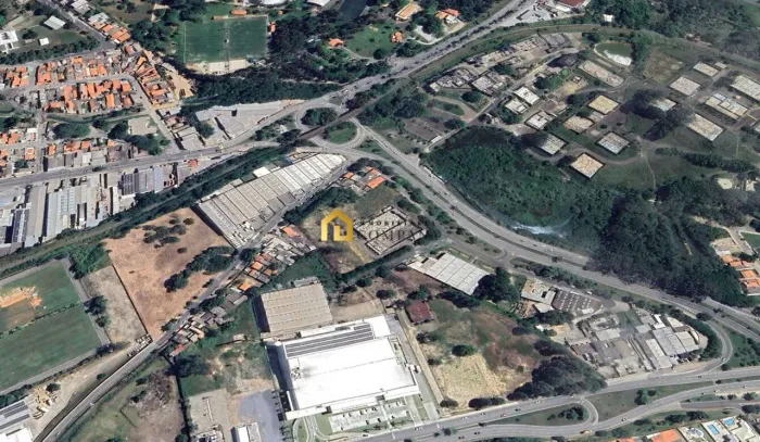 Área Residencial / Comercial + Galpão à venda em Sorocaba / SP