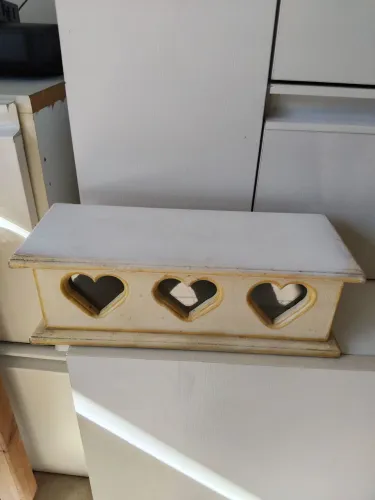 Caixa Decorativa com Corações