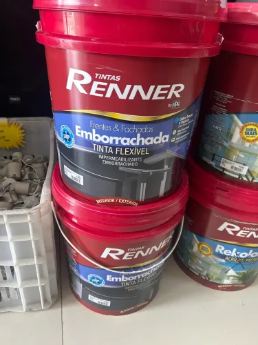 Tinta Renner emborrachada só 370