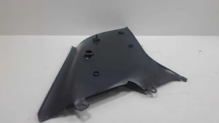 Peça Acabamento Superior Direito Fiat Palio Elx 1.0 16v Preto