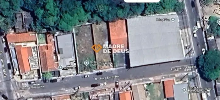 TERRENO À VENDA - REGIÃO PRIVILEGIADA NO BAIRRO DE FÁTIMA