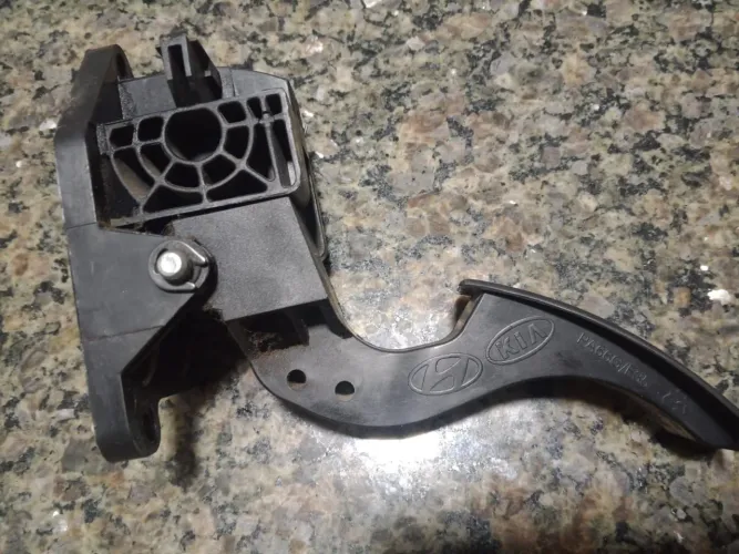 Pedal de acelerador kia bongo hyundai hr