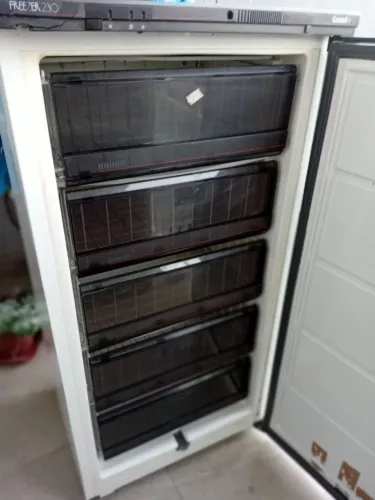 Freezer Consul antigo