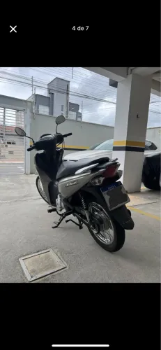 Moto Biz 110i com pouco uso