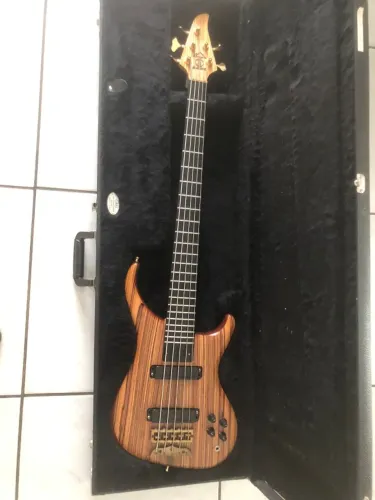 Baixo Alembic ORION